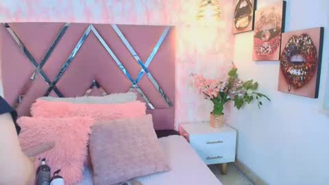 Dolce Pearl online show from 06/16/26, 01:41
