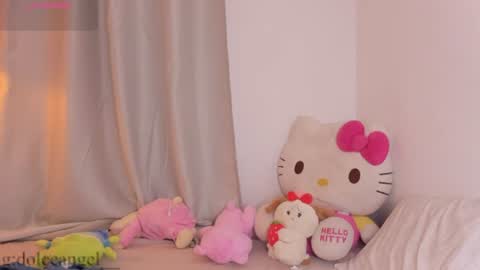 Snapshot of dolceangel__ chatting on 06/23/26, 02:42 Blair online show from 06/23/26, 02:42