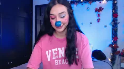 dolceclown_ online show from 12/04/24, 10:08