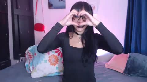 dolceclown_ online show from 09/09/25, 03:28