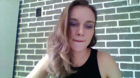 dolcezza_ online show from 04/02/26, 12:36