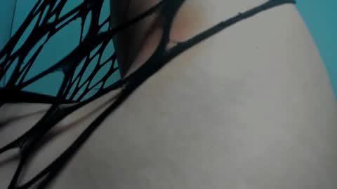 Ludika Santiago online show from 02/12/25, 01:41