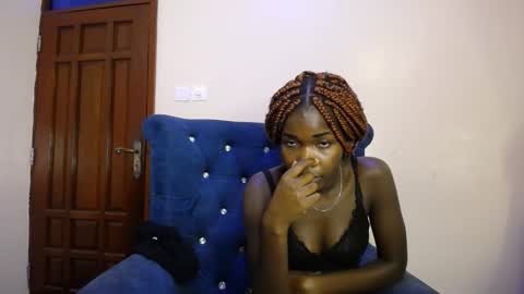 Lina online show from 09/10/25, 07:03