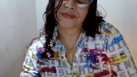 Snapshot of doll78latin chatting on 08/10/26, 12:04 doll78latin online show from 08/10/26, 12:04