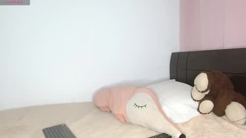 Snapshot of doll_and_sex chatting on 12/06/24, 03:19 Auro and Santiago online show from 12/06/24, 03:19