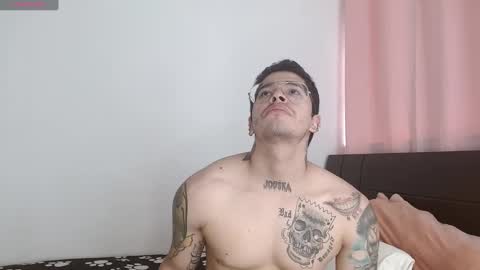 Snapshot of doll_and_sex chatting on 12/19/24, 06:34 Auro and Santiago online show from 12/19/24, 06:34