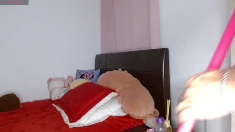 Snapshot of doll_and_sex chatting on 01/09/25, 03:04 Auro and Santiago online show from 01/09/25, 03:04