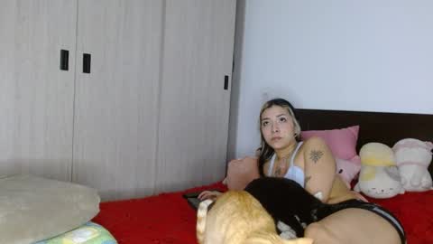 Snapshot of doll_and_sex chatting on 02/19/25, 03:06 Auro and Santiago online show from 02/19/25, 03:06