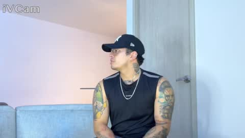 Snapshot of doll_and_sex chatting on 10/25/25, 03:14 Auro and Santiago online show from 10/25/25, 03:14