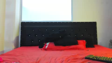 C E L E S T E  online show from 09/11/25, 06:19