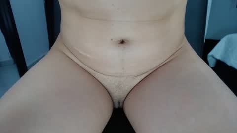 doll_dollys_ online show from 02/19/25, 02:33