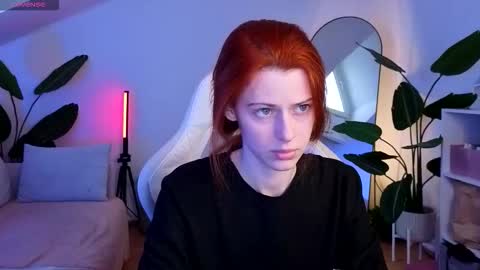 Your doll Lesli online show from 11/12/25, 06:36