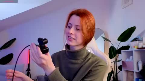 Your doll Lesli online show from 11/24/25, 08:36