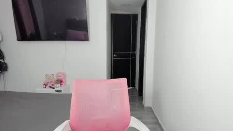 doll_oriana online show from 02/11/25, 07:48