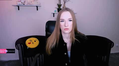 doll_vey online show from 02/25/25, 10:37