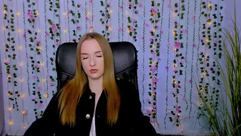 doll_vey online show from 03/04/25, 03:26