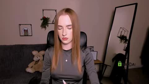 doll_vey online show from 10/02/25, 01:18