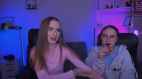 doll_vey online show from 11/06/25, 08:10