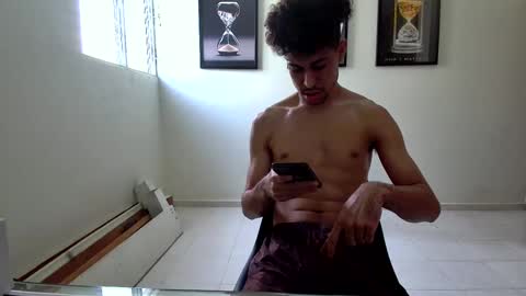 Snapshot of dollarhot30 chatting on 01/25/25, 03:41 DollarHot30 online show from 01/25/25, 03:41