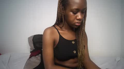 Snapshot of dollberry chatting on 01/13/25, 09:41 dollberry online show from 01/13/25, 09:41