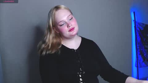 Miss Rose online show from 11/11/25, 07:03