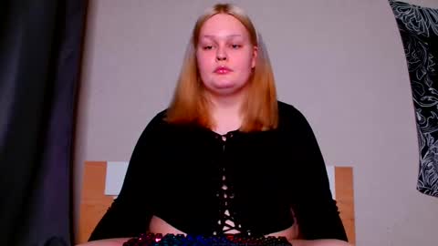 Snapshot of dolled_up_cvnt chatting on 06/07/26, 11:08 Miss Rose online show from 06/07/26, 11:08