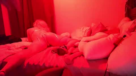 Snapshot of dollfaceklla chatting on 03/27/26, 09:21 Dollface Killa online show from 03/27/26, 09:21