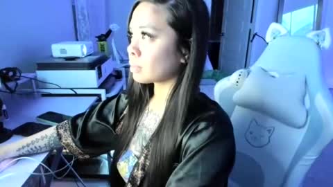 DOLLLFACE online show from 04/03/26, 04:43