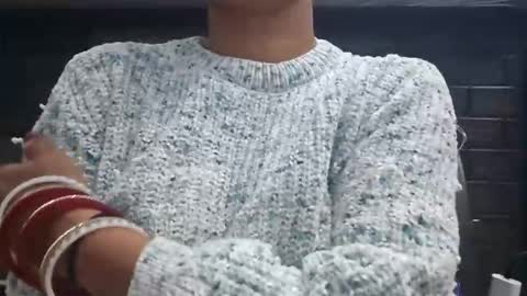 Snapshot of dollmeenu chatting on 10/28/25, 03:58 dollmeenu online show from 10/28/25, 03:58