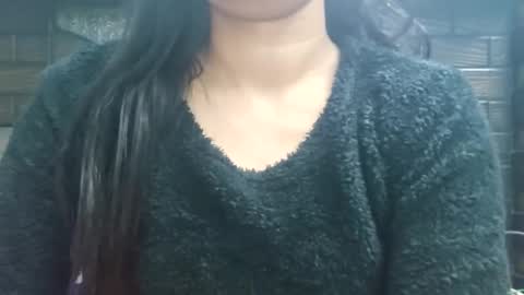 Snapshot of dollmeenu chatting on 10/29/25, 04:09 dollmeenu online show from 10/29/25, 04:09