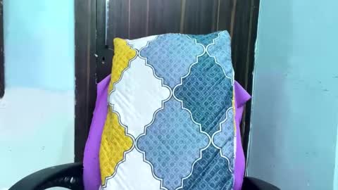 dollmeenu online show from 04/24/26, 04:31