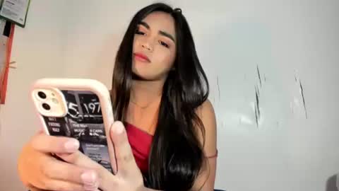 Snapshot of dolly_joana chatting on 03/20/26, 03:28 dolly_joana online show from 03/20/26, 03:28