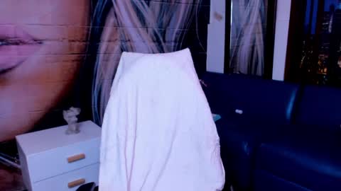 Dolly pocket online show from 04/13/26, 08:58