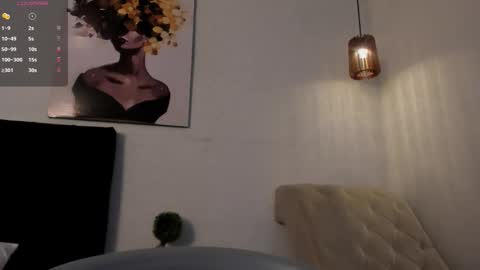 Call me Zoe  online show from 11/15/25, 06:59