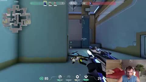 Phoebe  Mike online show from 09/11/25, 02:11