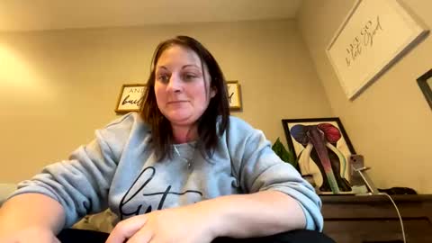 Dolly online show from 03/03/25, 11:56