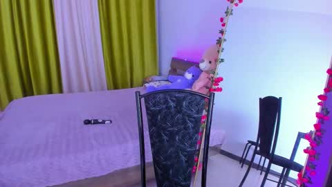Dollya online show from 10/01/25, 01:39