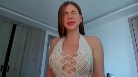 Snapshot of dollyprecious69 chatting on 03/14/26, 03:39 Daniela online show from 03/14/26, 03:39