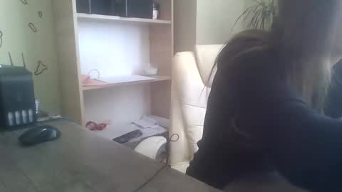 DollyRoma online show from 11/11/25, 08:36