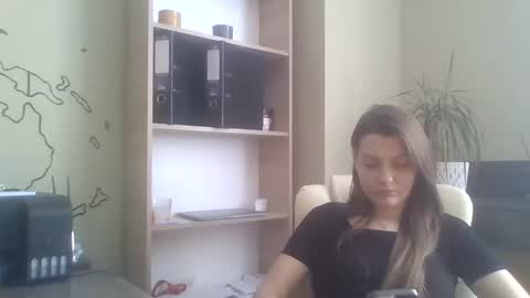 DollyRoma online show from 11/14/25, 09:52