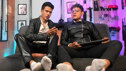 Snapshot of dom2travelers_sm chatting on 01/26/25, 12:33 Diego Castell online show from 01/26/25, 12:33