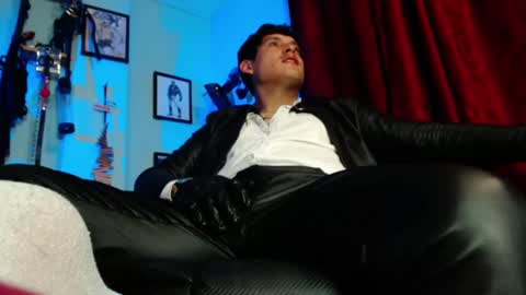 Diego Castell online show from 04/19/26, 01:27