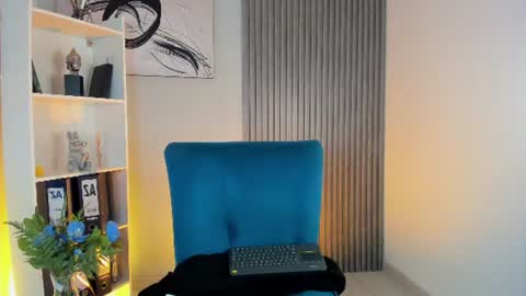 Snapshot of domboy_ chatting on 06/19/26, 08:12 domboy online show from 06/19/26, 08:12