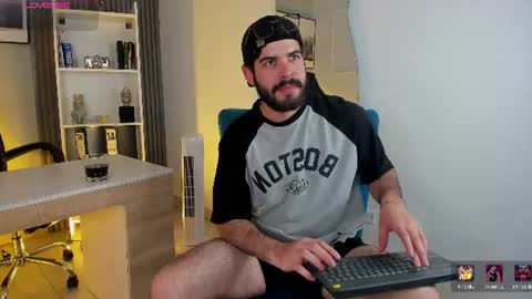 Snapshot of domboy_ chatting on 07/29/26, 08:18 domboy online show from 07/29/26, 08:18