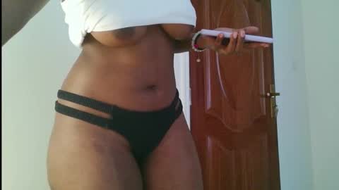 Snapshot of domecesy chatting on 09/14/25, 09:52 Amarie noels online show from 09/14/25, 09:52