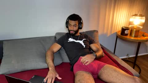 Domi online show from 04/23/26, 06:32