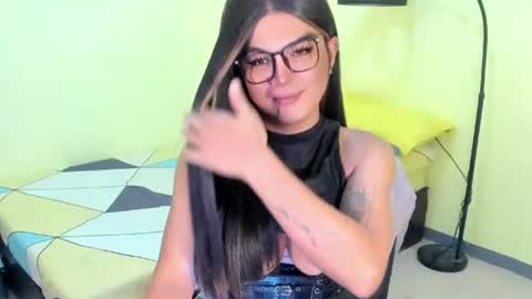Snapshot of domina_angela chatting on 06/29/26, 09:04 ANGELA online show from 06/29/26, 09:04