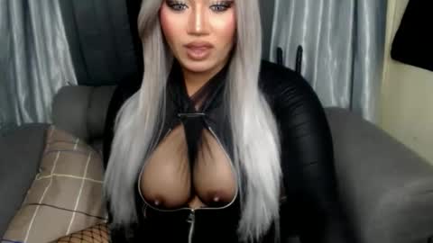 dominant10inchcock online show from 11/07/25, 11:21