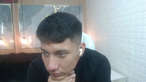 domi online show from 04/28/26, 09:31