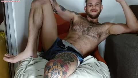 Logan - INDEPENDET MODEL online show from 04/16/26, 08:04